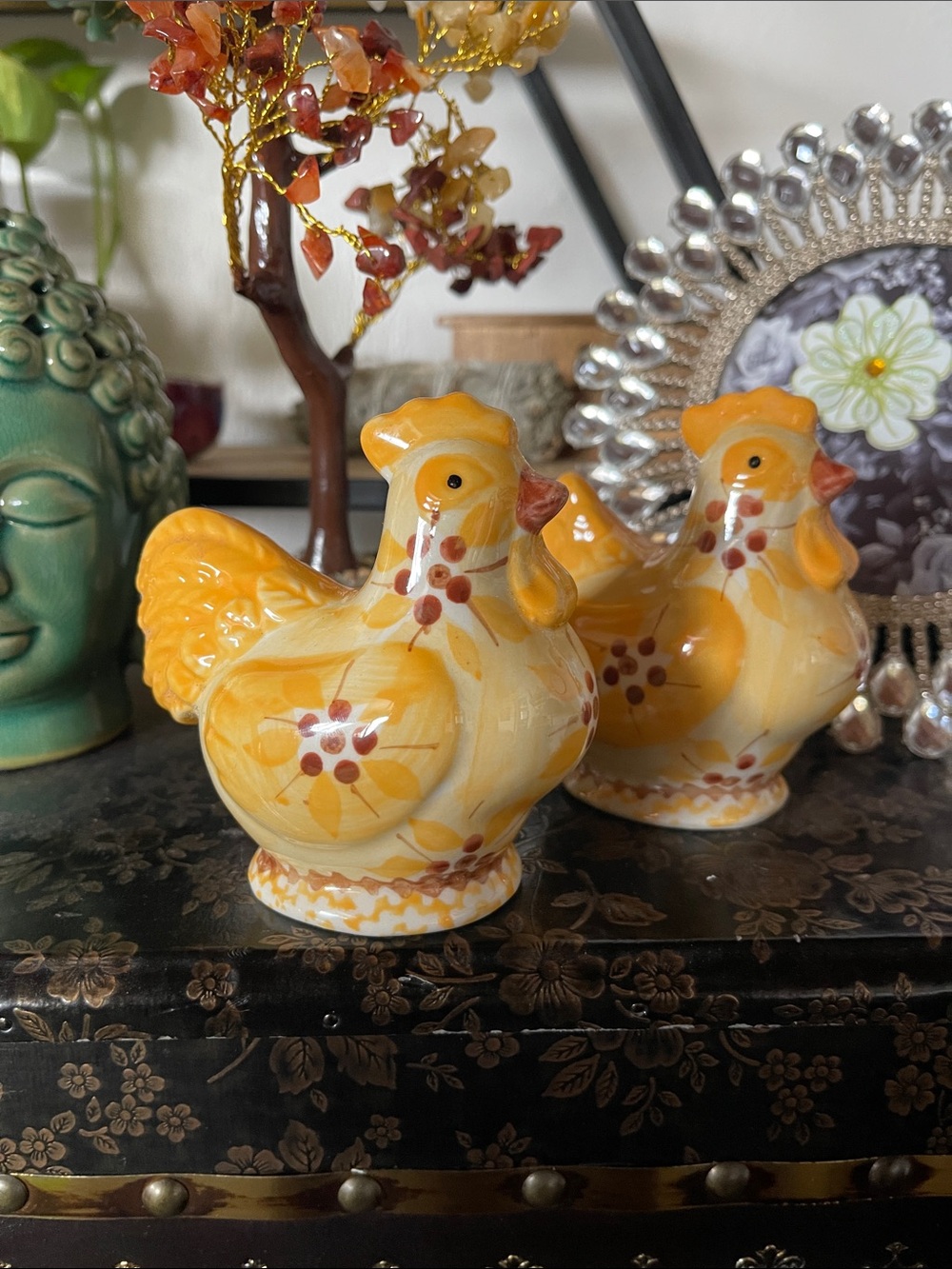 Pair of Yellow Vintage Ceramic Hen Figurines Salt and Pepper Shakers